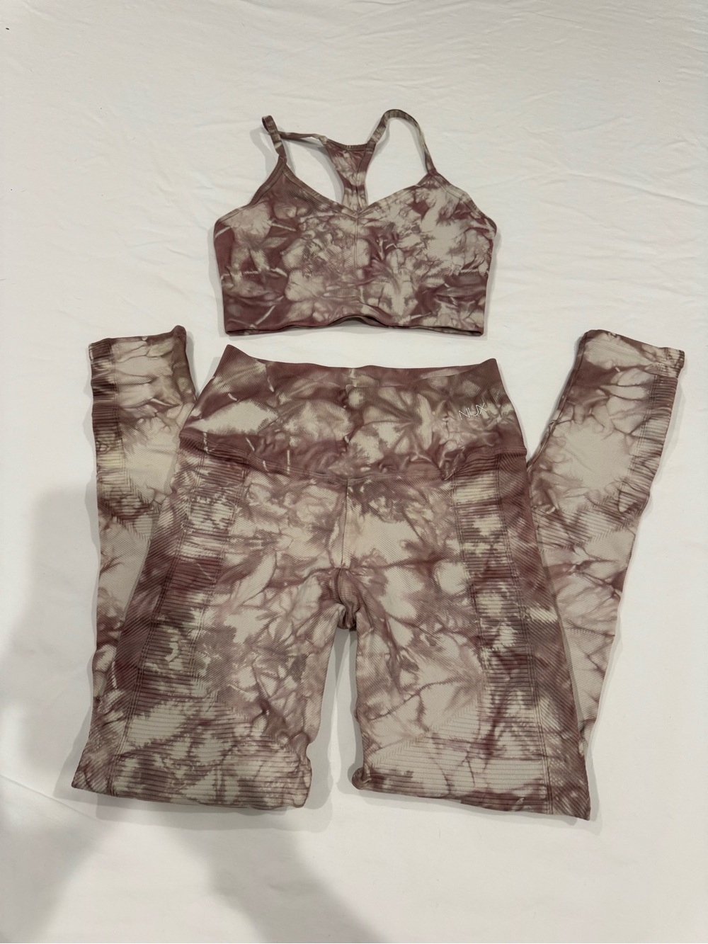 NUX Tie-Dye Seamless Sports Bra & Leggings Set - Olive/Beige/Neutral Colors